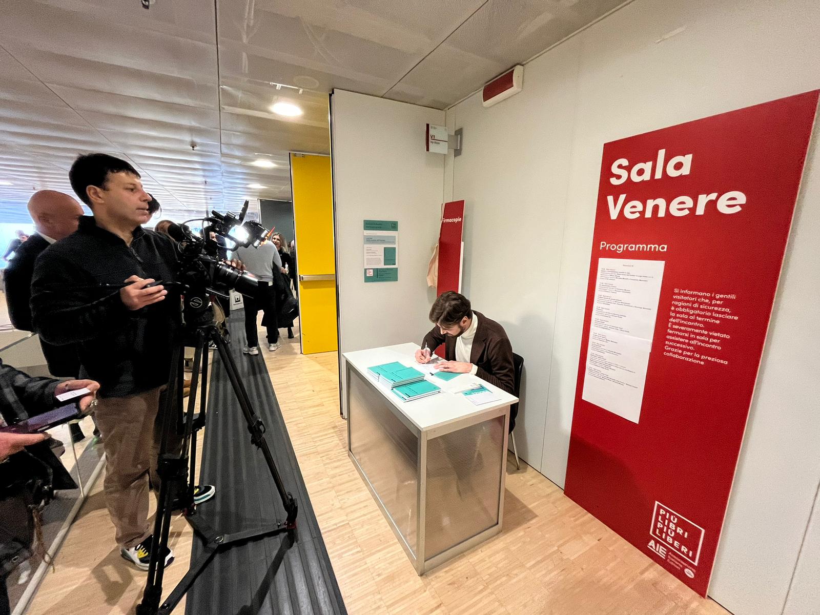 Hacker e manipolazioni mentali in rete