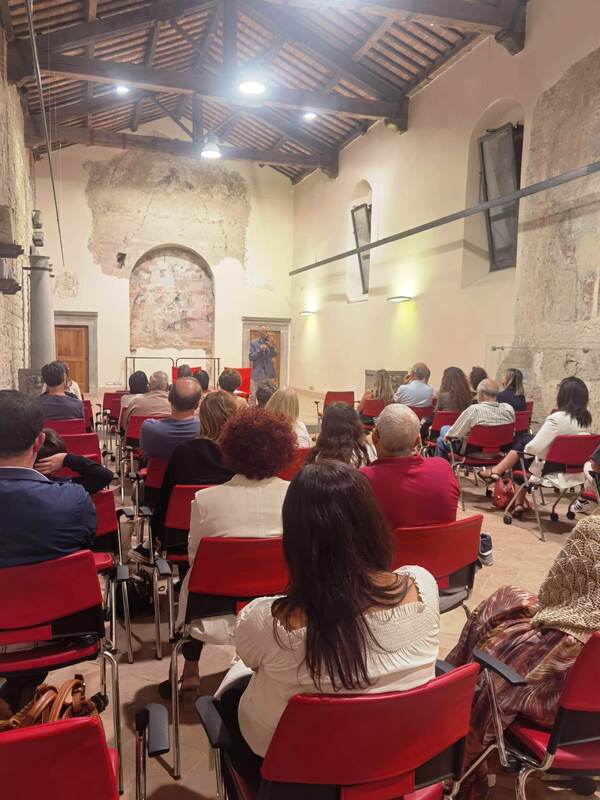 Scrittori in Borgo | Oltre le apparenze